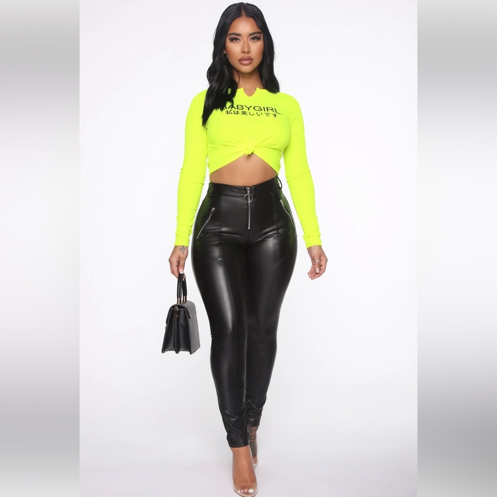 Fashion Nova Crop top